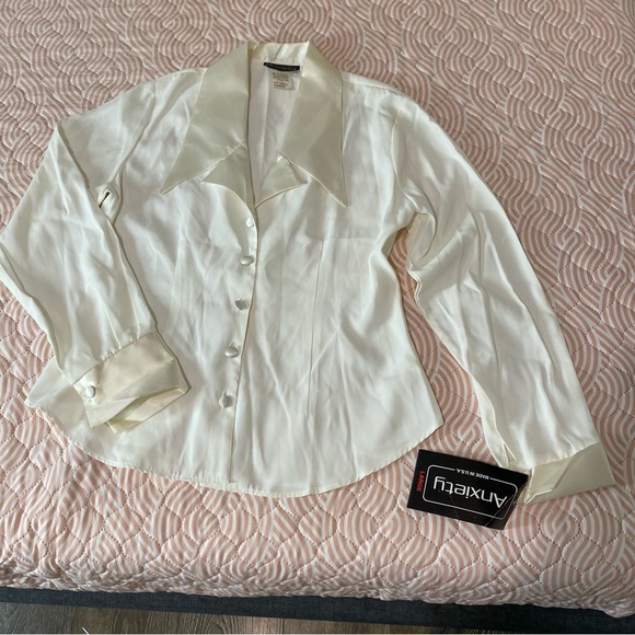ANXIETY Vintage Sheplers made  USA 
Snap Button  Shirt blouse tops Size L satin - Picture 14 of 15
